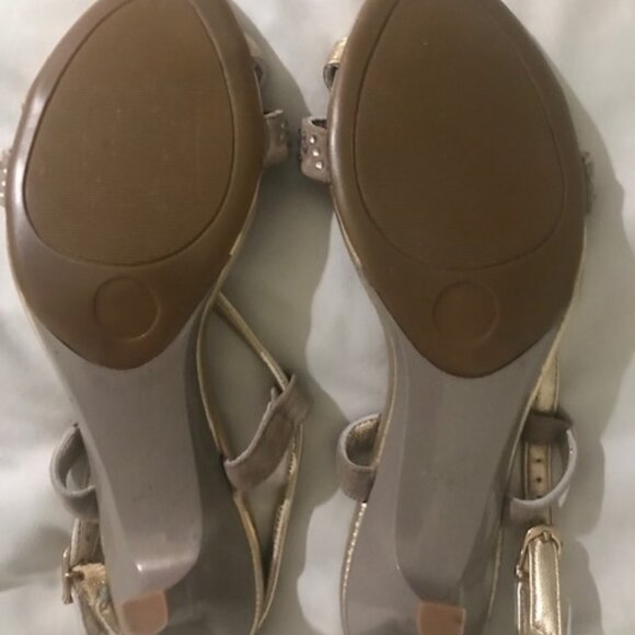 Golden champagne Leather sandals, size 8, NEW ! - Picture 5 of 6